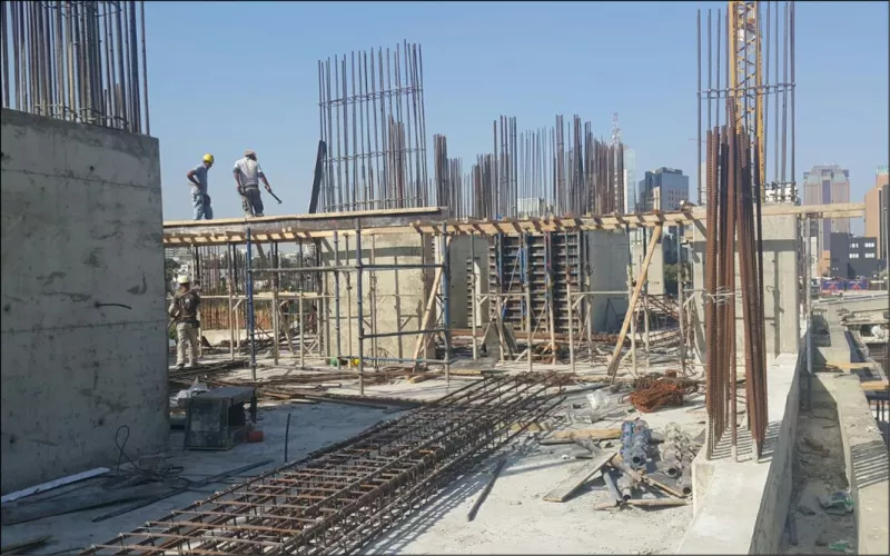 Construction of Boulevard heights in Libanon roof
